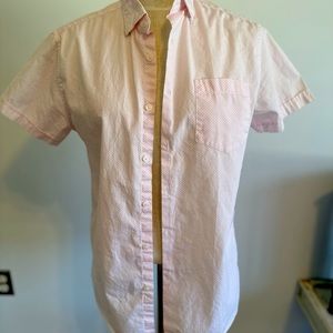 Men’s pink and white casual button down
